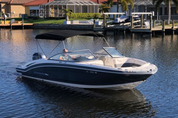 Chaparral Suncoast 230 / 200PS