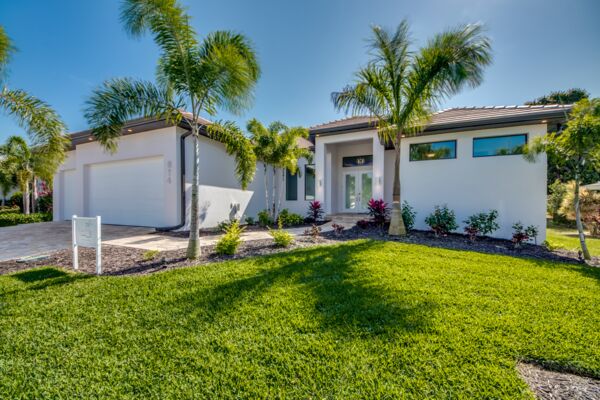 Villa Aesthetic