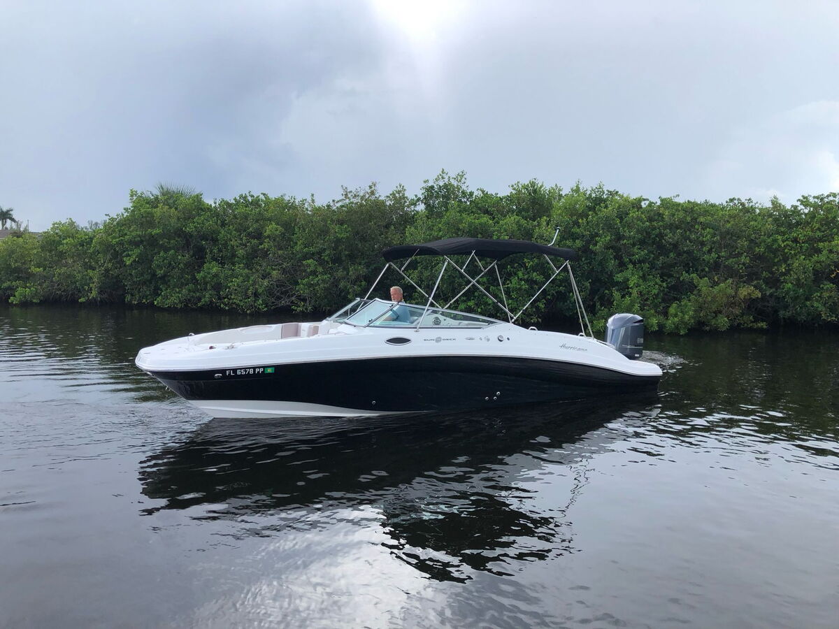 Hurricane 2690 Sundeck / 350