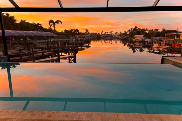 Villa Infinity