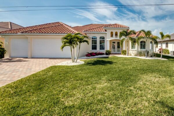 Villa Beach Estate