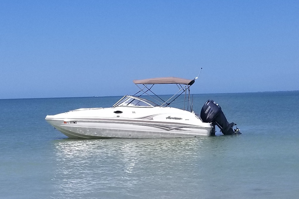 237 Hurricane Sundeck 2