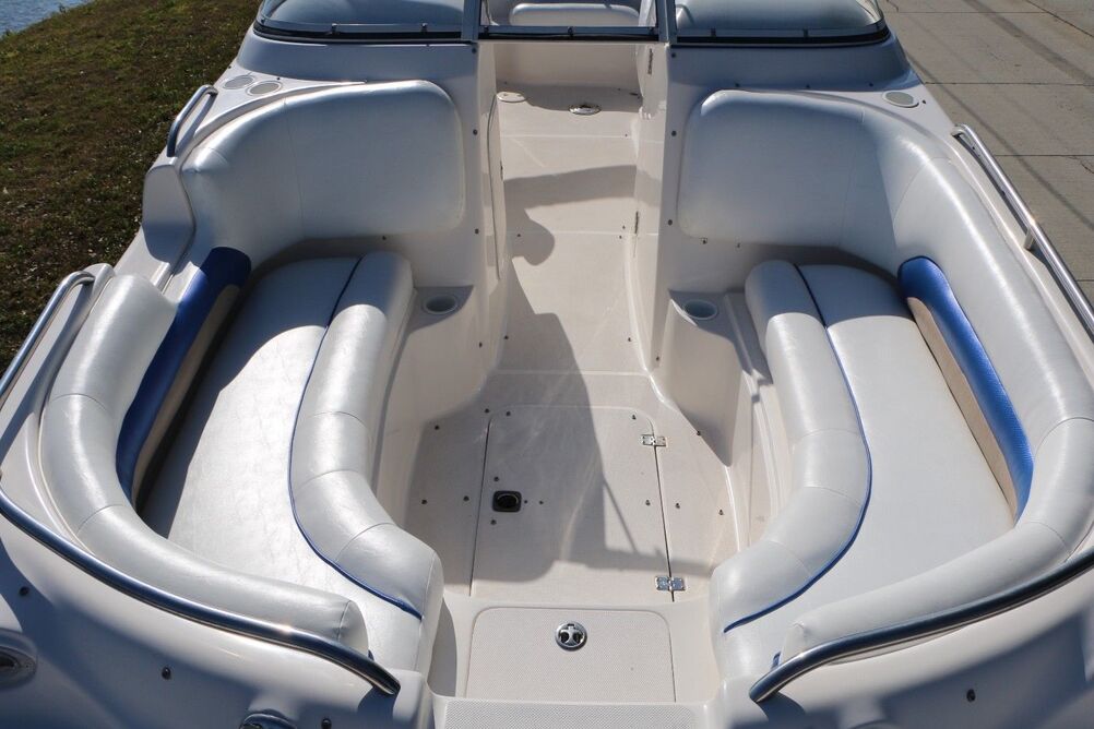 237 Hurricane Sundeck 2