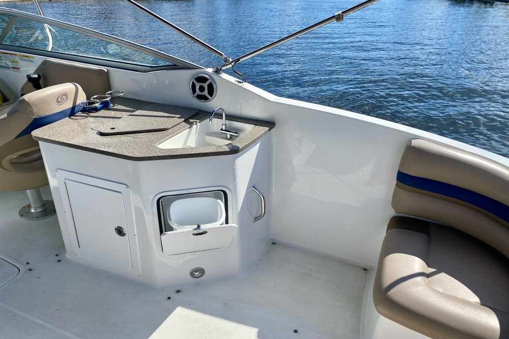 Hurricane 2690 Sundeck