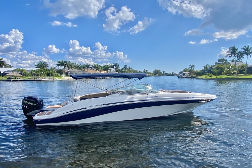 Hurricane 2690 Sundeck