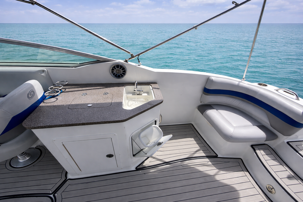 Hurricane 2690 Sundeck