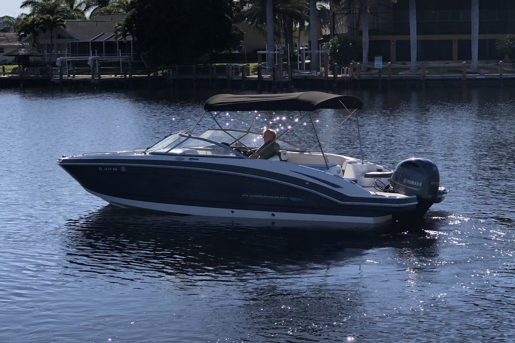 Chaparral Suncoast 230 / 200PS
