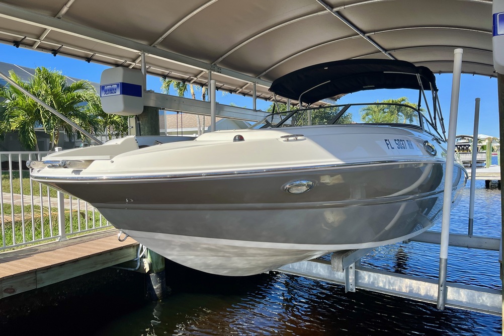 Stingray 240 / Sarasota