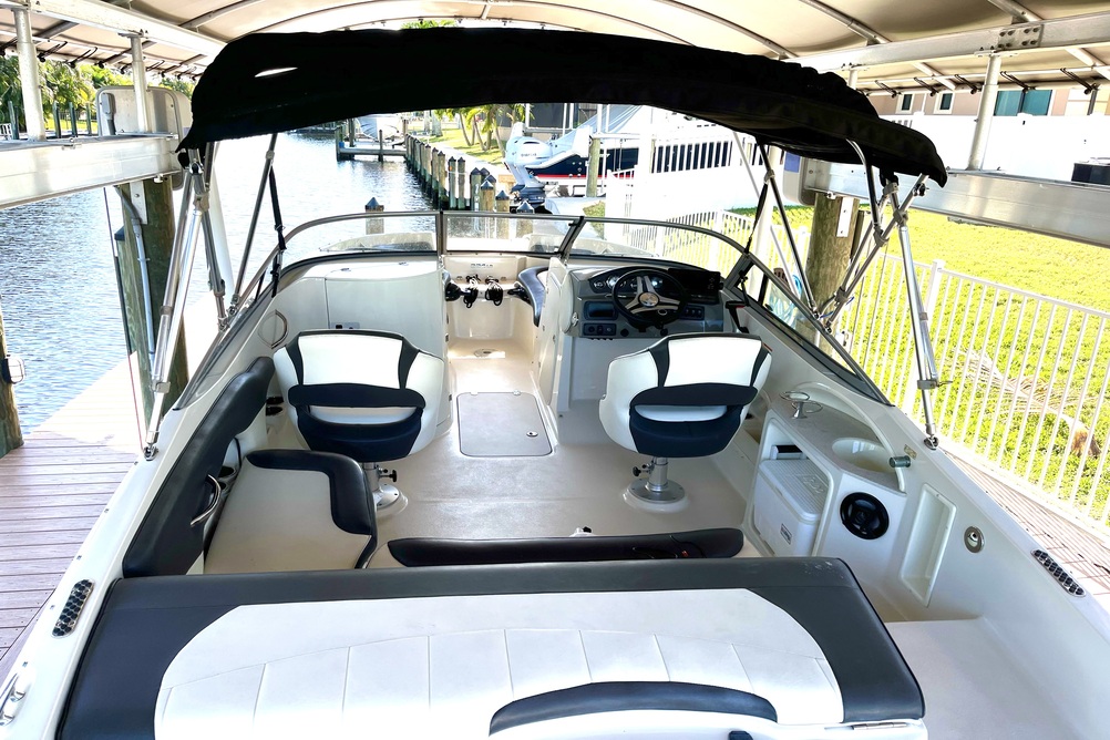 Stingray 240 / Sarasota