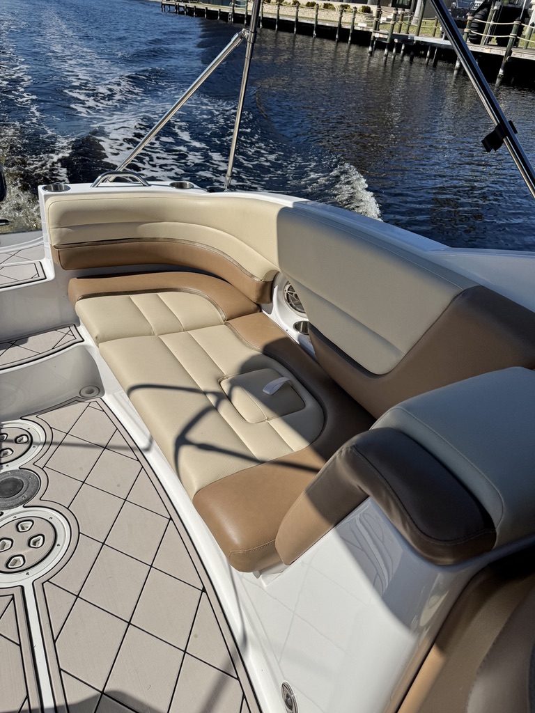 Hurricane 2690 Sundeck / 350