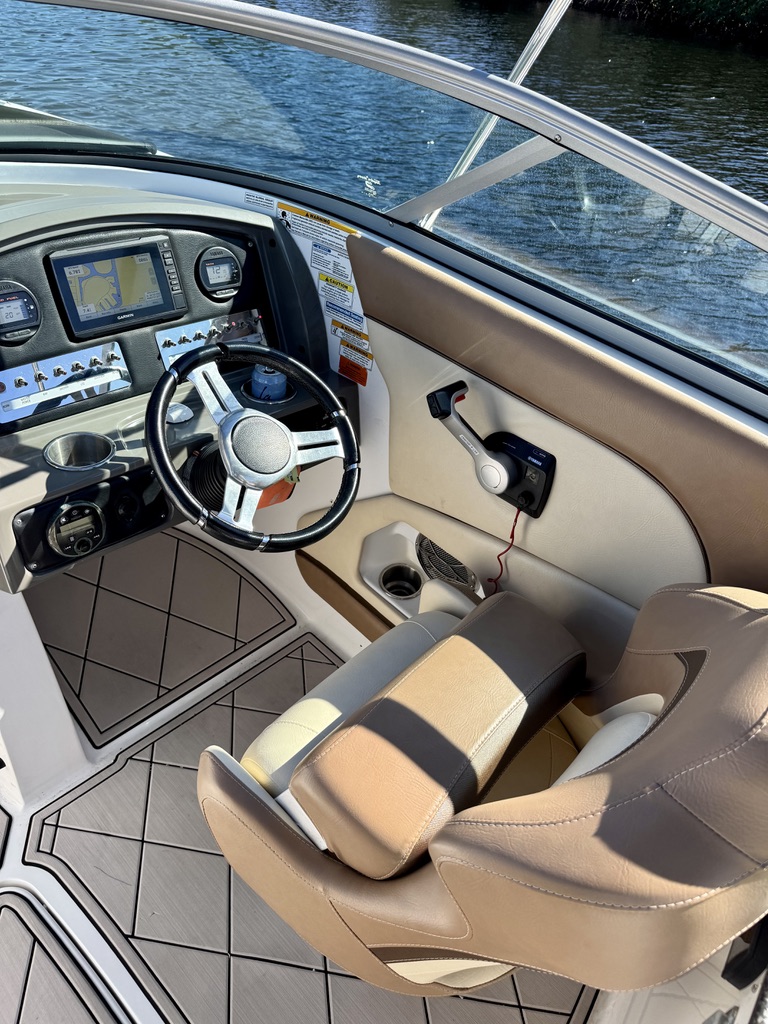 Hurricane 2690 Sundeck / 350