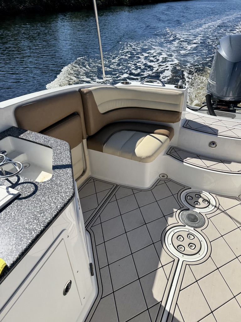 Hurricane 2690 Sundeck / 350