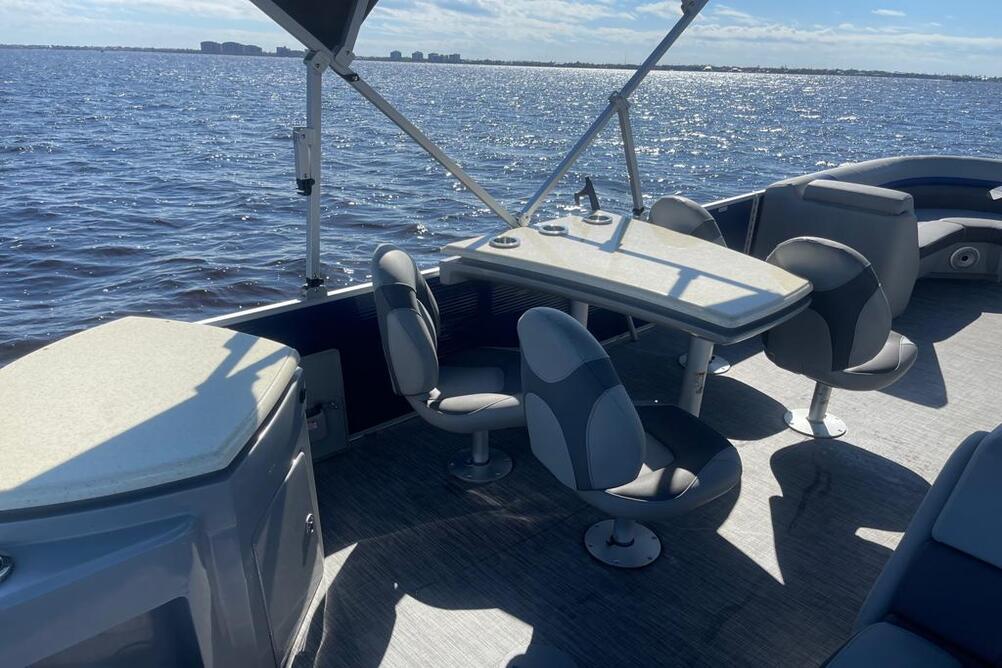 Bennington SX23