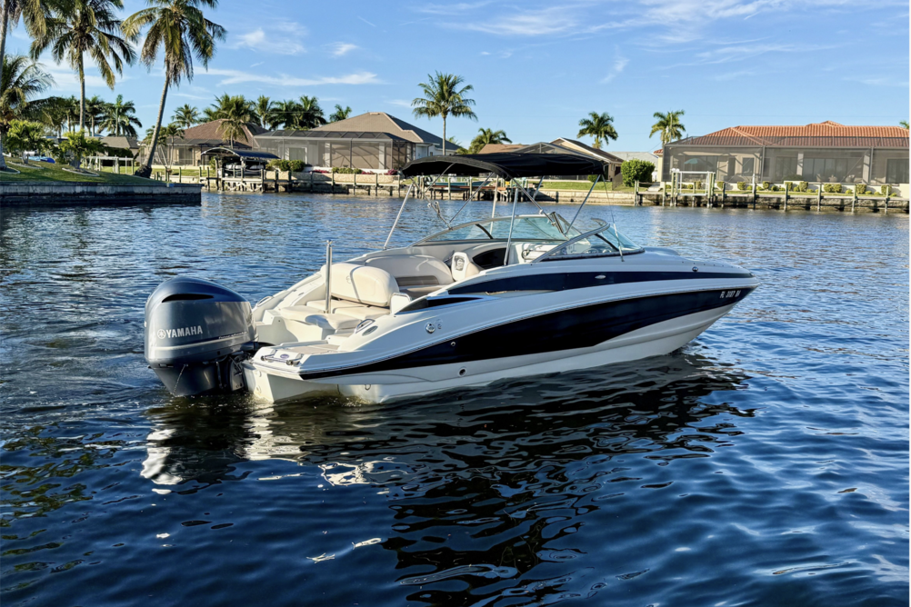 Crownline E4XS