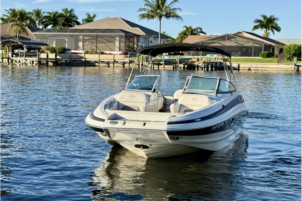 Crownline E4XS