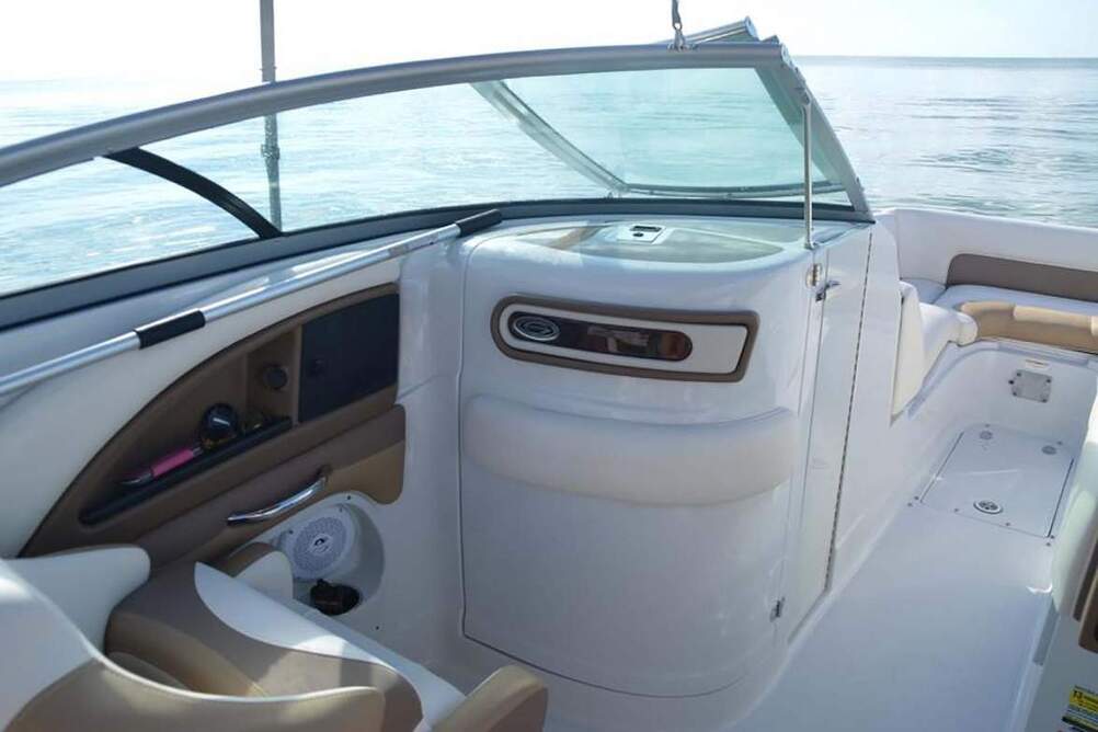 Crownline E4XS