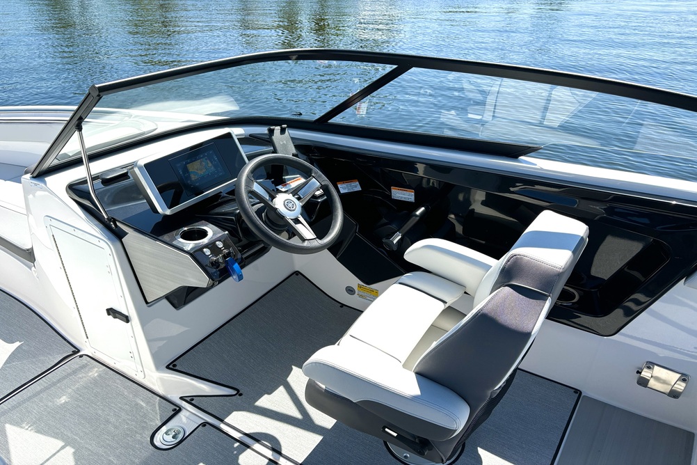 Yamaha AR250 Jet Boat