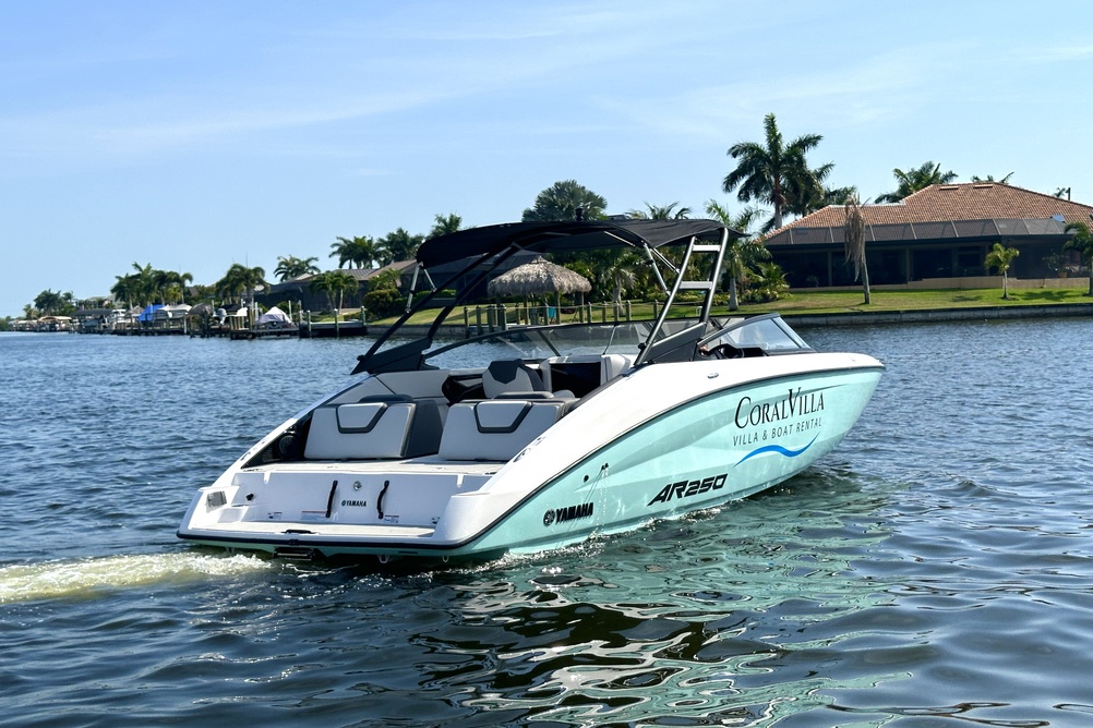 Yamaha AR250 Jet Boat