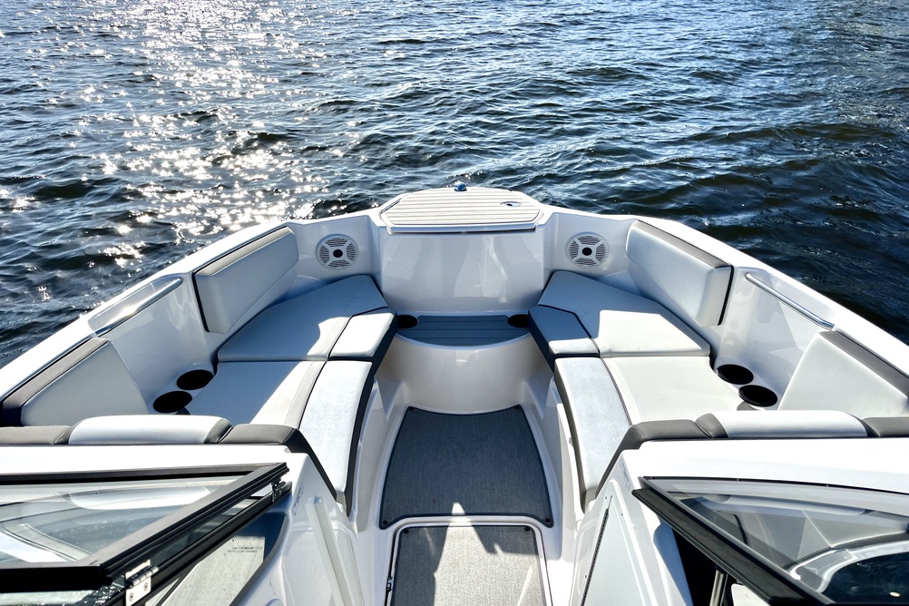 Yamaha SX220 Jet Boat