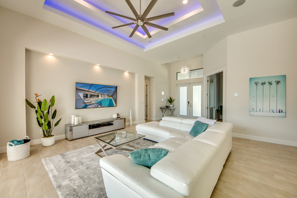 Villa Aesthetic