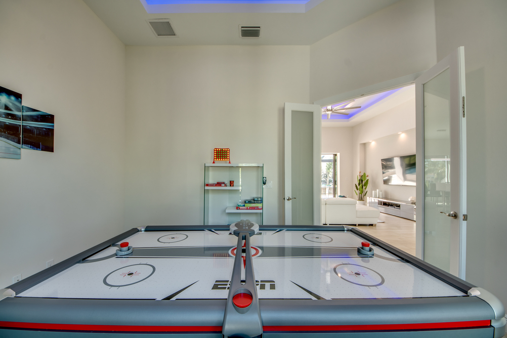 Table hockey in the Villa Aesthetic