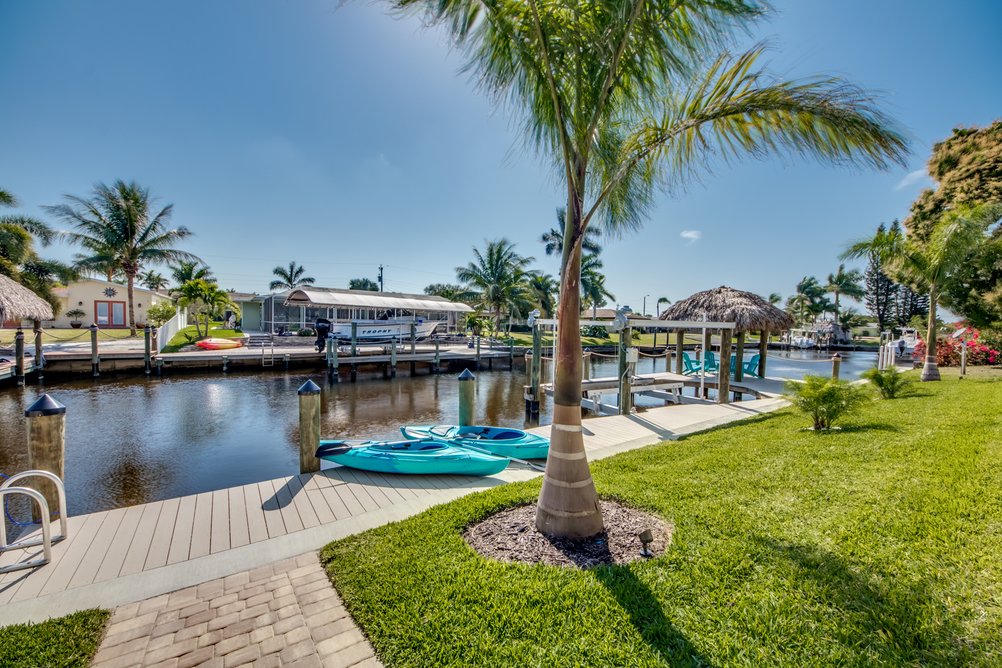 View of the water in Villa Aesthetic