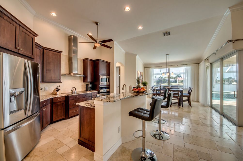 Villa Beach Estate