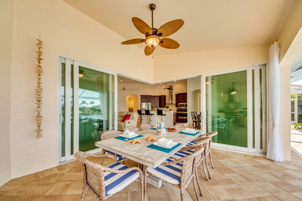 Villa Beach Estate