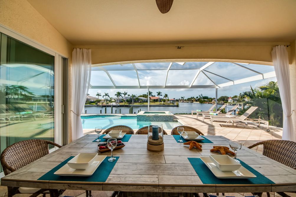 Villa Beach Estate