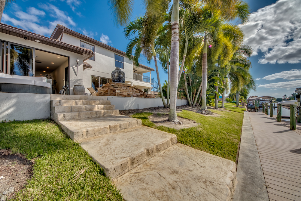 Hinter Bereich der Villa Dolphin’s Surf