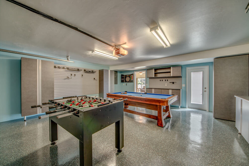 Billardtisch und Tischfußball in der Villa Key West
